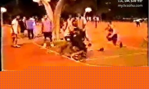 篮球街头经典过人集锦-街头篮球过人视频集锦