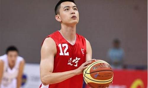 中国篮球明星身高-中国国家篮球队员身高排列是多少